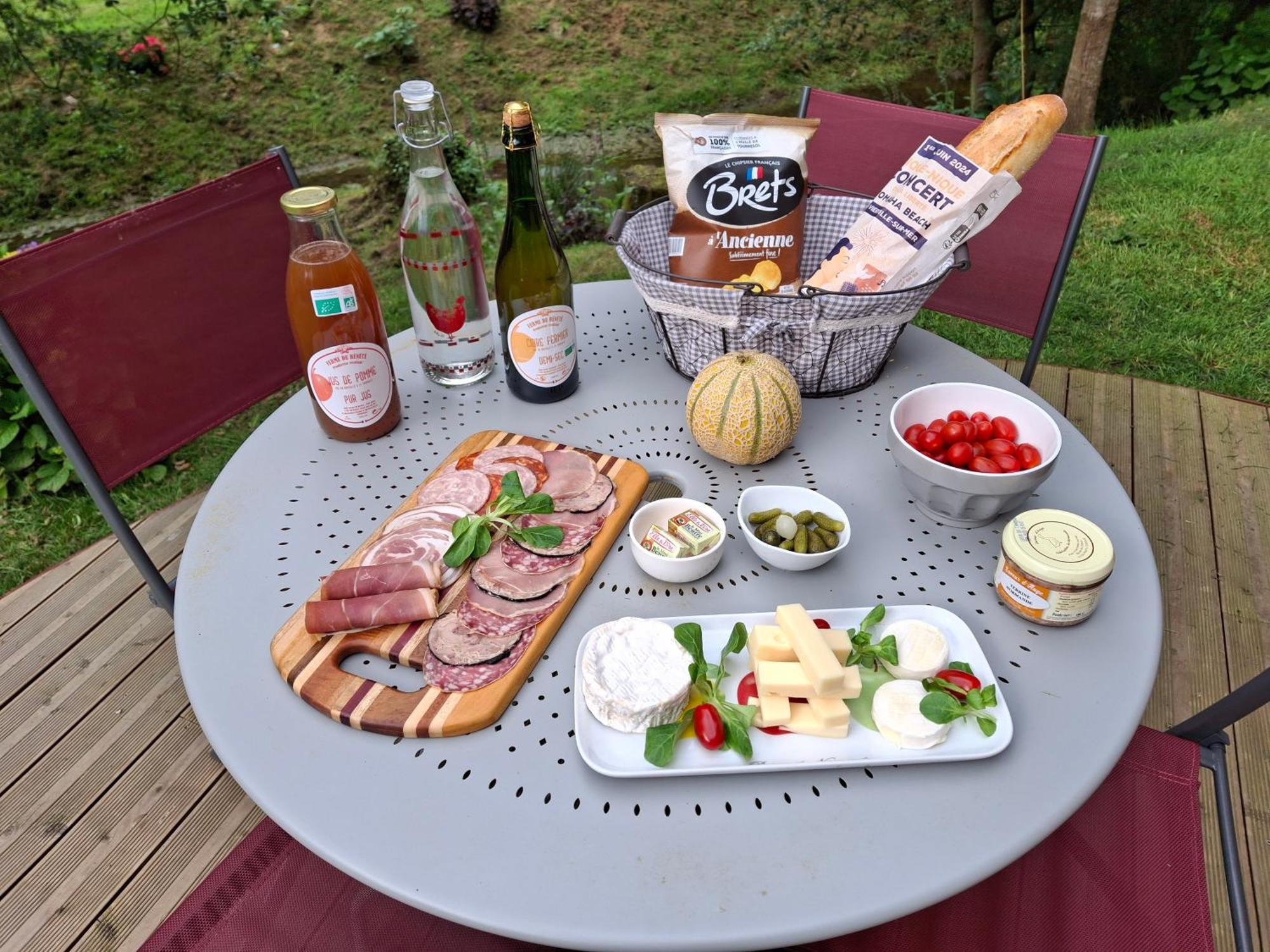 L'Authentique Tonneau A Cidre D'Emma Villa Litteau Ngoại thất bức ảnh